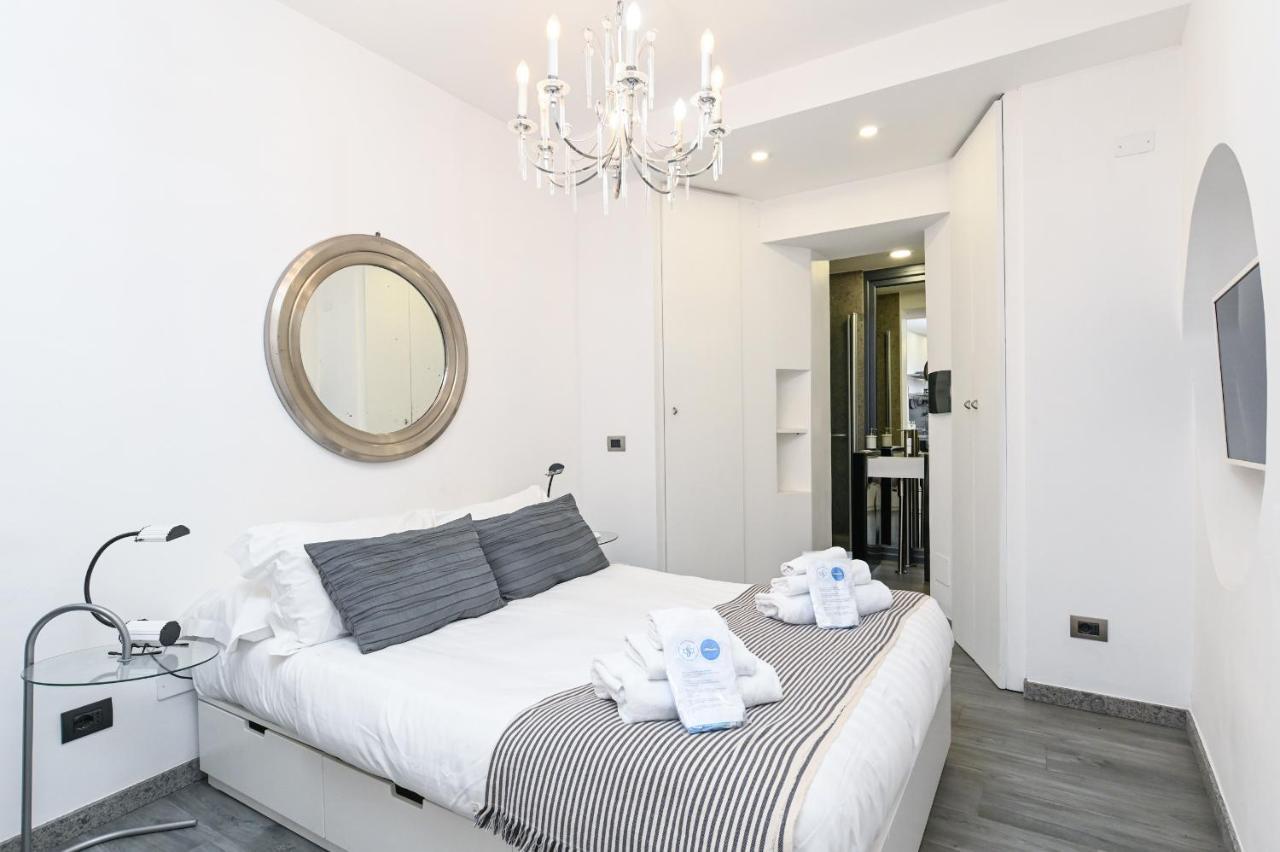 The Essential Trastevere Design Studio โรม ภายนอก รูปภาพ