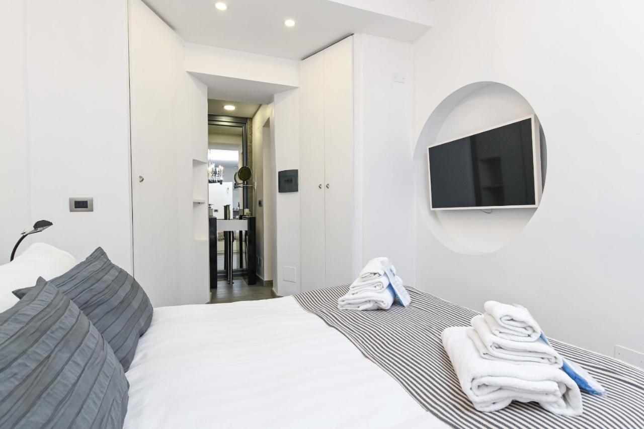 The Essential Trastevere Design Studio โรม ภายนอก รูปภาพ